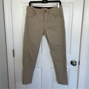 Democracy stretch, khaki jeans. Women’s Size 8